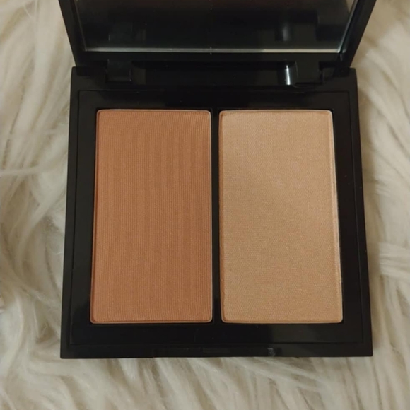 💖FIRM! NWT KOSAS COLOR & LIGHT PRESSED POWDER BLUSH AND HIGHLIGHTER CONTRACHROM - Picture 11 of 12
